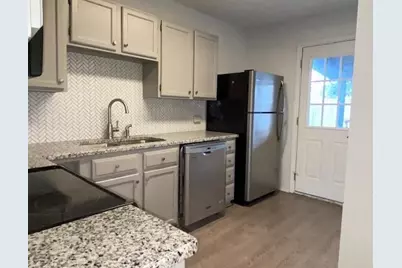 2929 Hilltop Drive, Euless, TX 76039 - Photo 4