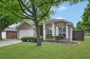 1369 Royal Oaks Dr, Frisco, TX 75036 - Photo 2