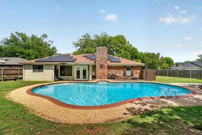 834 S Ridgeway Drive, Cleburne, TX 76033 - Photo 20