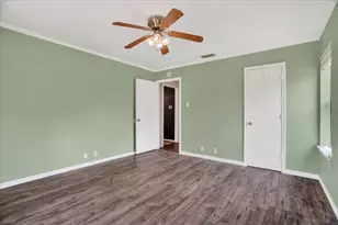 834 S Ridgeway Dr, Cleburne, TX 76033 - Photo 12