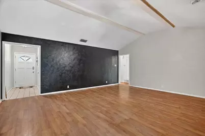 834 S Ridgeway Drive, Cleburne, TX 76033 - Photo 6