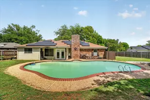 834 S Ridgeway Dr, Cleburne, TX 76033 - Photo 20