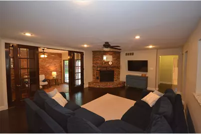 400 Pennsylvania Drive, Denton, TX 76205 - Photo 4