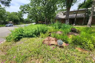 400 Pennsylvania Dr, Denton, TX 76205 - Photo 2