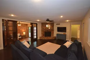 400 Pennsylvania Dr, Denton, TX 76205 - Photo 4