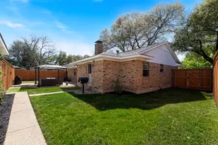 9616 Vinewood Dr, Dallas, TX 75228 - Photo 32