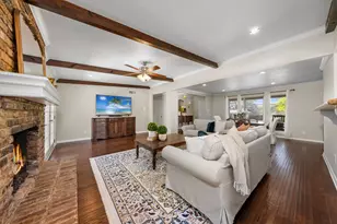 9616 Vinewood Dr, Dallas, TX 75228 - Photo 10