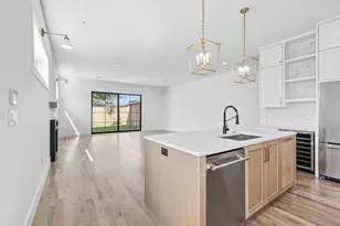 4525 Hopkins Ave, Dallas, TX 75209 - Photo 6