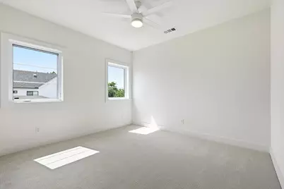 4525 Hopkins Avenue, Dallas, TX 75209 - Photo 22