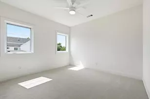 4525 Hopkins Ave, Dallas, TX 75209 - Photo 22
