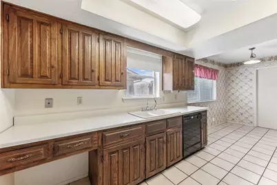 1017 Ravencroft Drive, Garland, TX 75043 - Photo 14