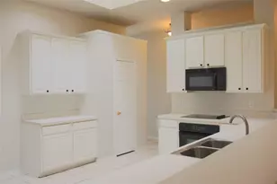 7525 Parkgate Dr, Fort Worth, TX 76137 - Photo 6