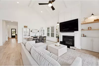 4753 Brockwell Drive, Carrollton, TX 75010 - Photo 10