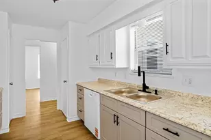 2604 Danny Ln, Farmers Branch, TX 75234 - Photo 10