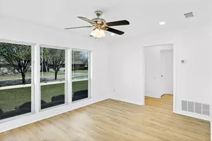 2604 Danny Ln, Farmers Branch, TX 75234 - Photo 2