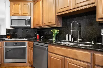 3610 Gillespie Street #6, Dallas, TX 75219 - Photo 8