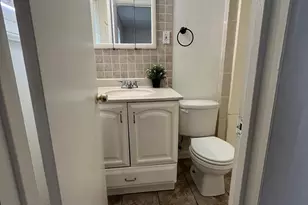 8936 Angleton Pl, Dallas, TX 75243 - Photo 14