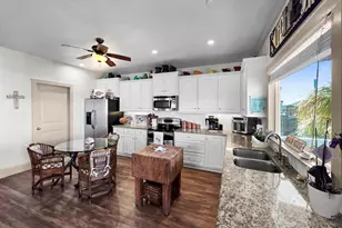 931 Bahama Dr, Port Bolivar, TX 77650 - Photo 34