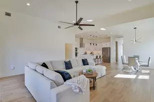4560 Jackson Bend Ct, Granbury, TX 76049 - Photo 10