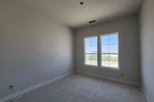 12421 Hornfels Dr, Krum, TX 76249 - Photo 4