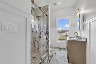 718 Tyler St, Waco, TX 76704 - Photo 18