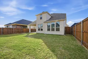 2640 Buckingham Ln, Celina, TX 75009 - Photo 14