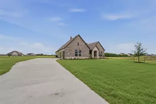 2332 Gypsum St, Krum, TX 76249 - Photo 4