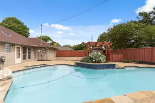 200 Sunny Crest Dr, Murphy, TX 75094 - Photo 32