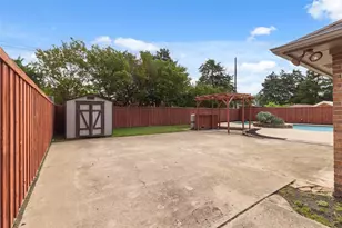 200 Sunny Crest Dr, Murphy, TX 75094 - Photo 34