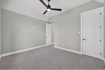 144 Chapowits, Godley, TX 76044 - Photo 32