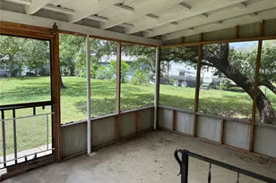 406 S Williams St, Hamilton, TX 76531 - Photo 30