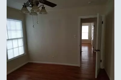 1401 W Lovers Lane, Arlington, TX 76013 - Photo 4