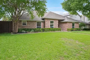 6455 Ridgemont Dr, Dallas, TX 75214 - Photo 2