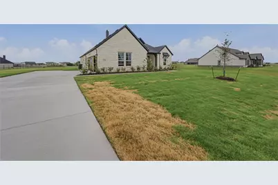 2320 Quartz Street, Krum, TX 76249 - Photo 4