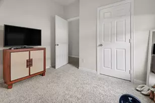 8903 Eden Valley Ln, Dallas, TX 75217 - Photo 12