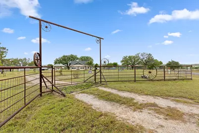589 County Road 4150, Clifton, TX 76634 - Photo 14