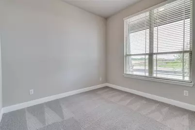 1319 Beach Boulevard, Sherman, TX 75090 - Photo 10