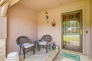 529 Jayellen Ave, Burleson, TX 76028 - Photo 6