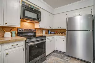 529 Jayellen Ave, Burleson, TX 76028 - Photo 18