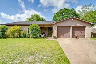 529 Jayellen Ave, Burleson, TX 76028 - Photo 2