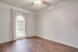 529 Jayellen Ave, Burleson, TX 76028 - Photo 30