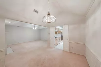 702 Jonathan Drive, Euless, TX 76040 - Photo 8