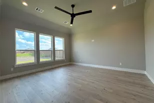 105 Prairie Wolf, Godley, TX 76044 - Photo 4