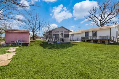 1125 E Palestine Street, Mexia, TX 76667 - Photo 14