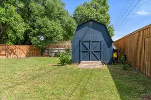 4513 Charles Ct, Benbrook, TX 76116 - Photo 30