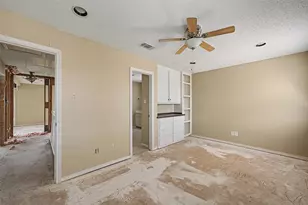 1434 Crownhill Dr, Arlington, TX 76012 - Photo 18
