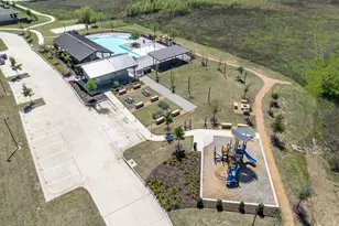 1305 Vernon Dr, Aubrey, TX 76227 - Photo 34