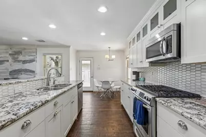 8709 Labron Avenue, Dallas, TX 75209 - Photo 6
