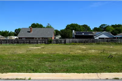 308 Preston Road, Mabank, TX 75147 - Photo 2