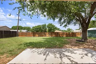 1110 Gifford Dr, Granbury, TX 76048 - Photo 26